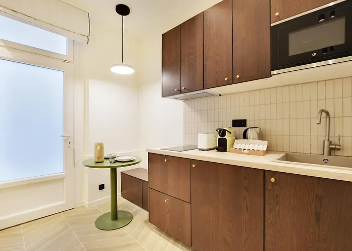 11 - Magnifique L020 Appartement *